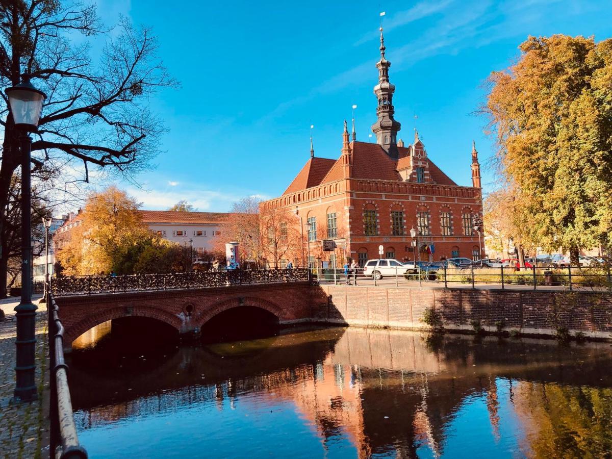 Radunia Z Parkingiem Przy Dworcu Huoneisto Gdańsk